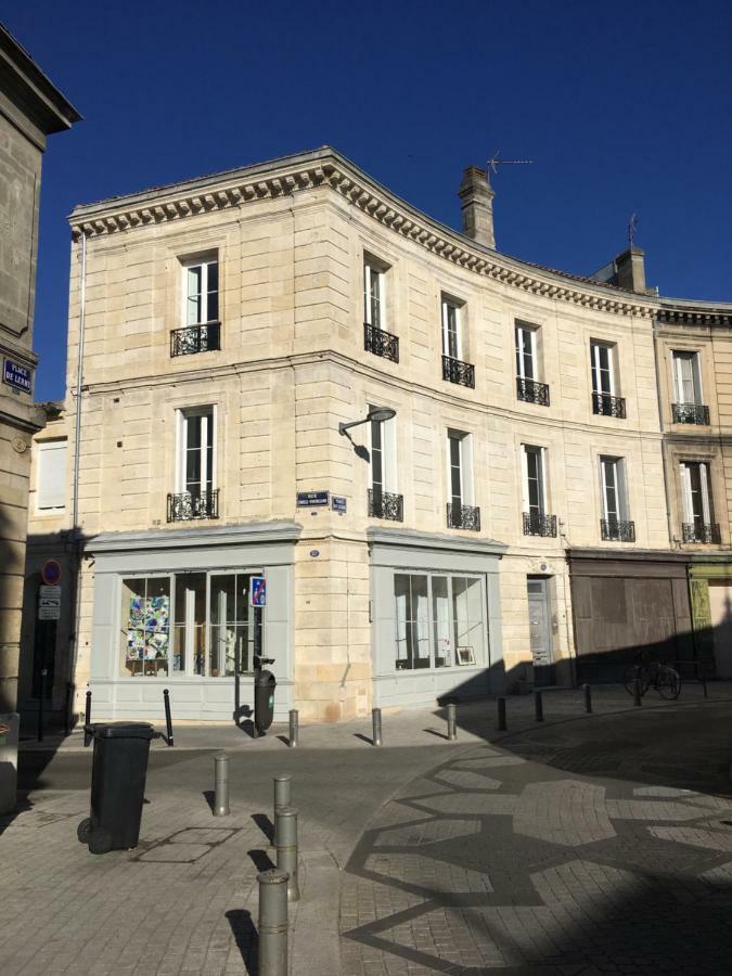 Charmant T2 Place De Lerme بوردو المظهر الخارجي الصورة